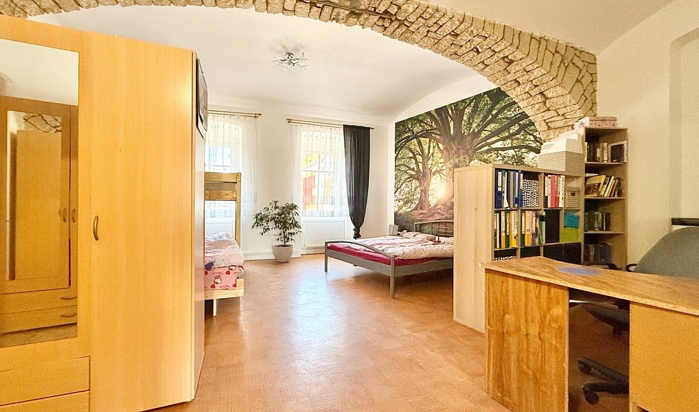 Prodej domu 373 m² s pozemkem 1 106 m², Hřivice – fotka 1 z 23