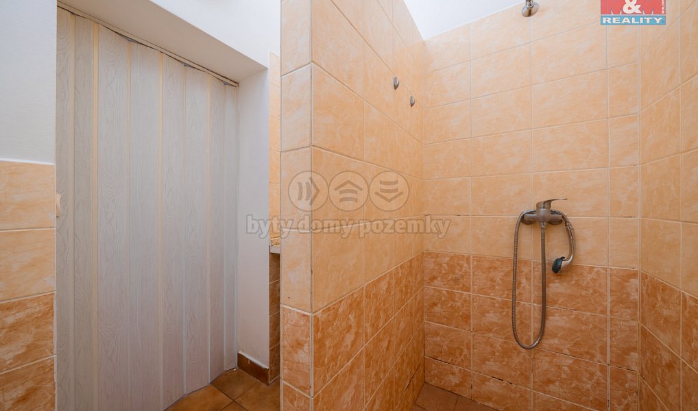Prodej nájemního domu, činžáku 370 m², Aš – náhled fotky 7