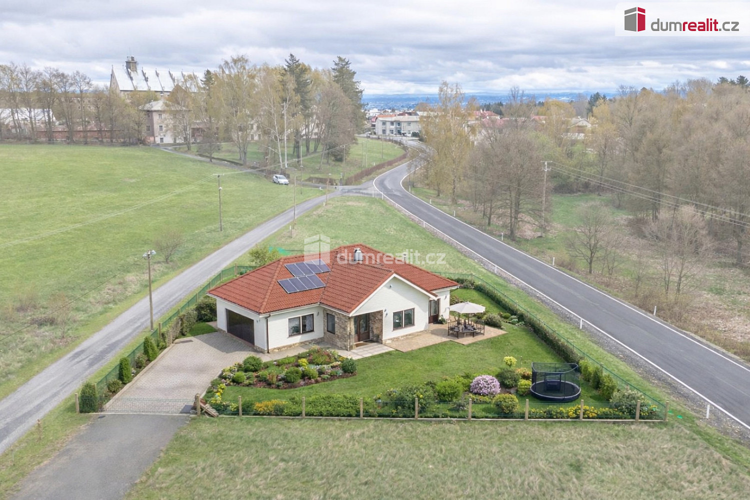Prodej stavebního pozemku 985 m²