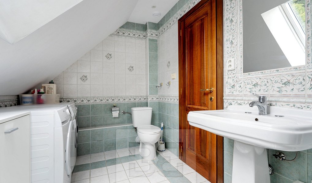 Prodej domu 170 m² s pozemkem 1 332 m², Kunice – náhled fotky 22