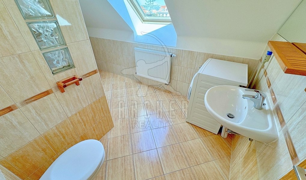 Prodej bytu 2+1 62 m², Praha – náhled fotky 16