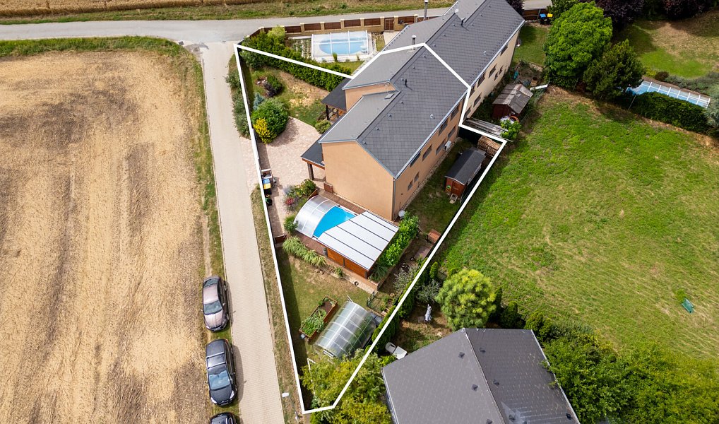 Prodej domu 199 m² s pozemkem 524 m², Hovorčovice – náhled fotky 38