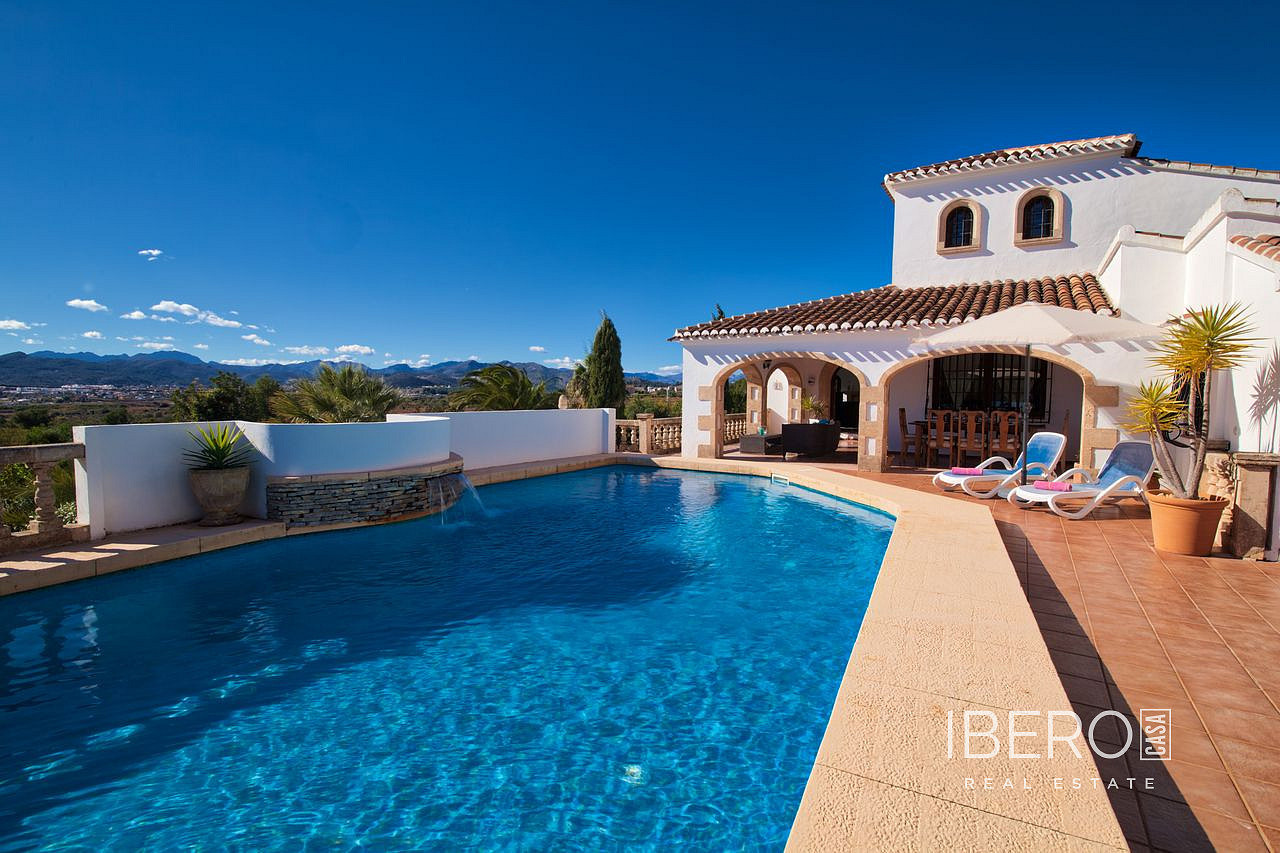 Prodej domu 293 m² s pozemkem 2 156 m², Javea