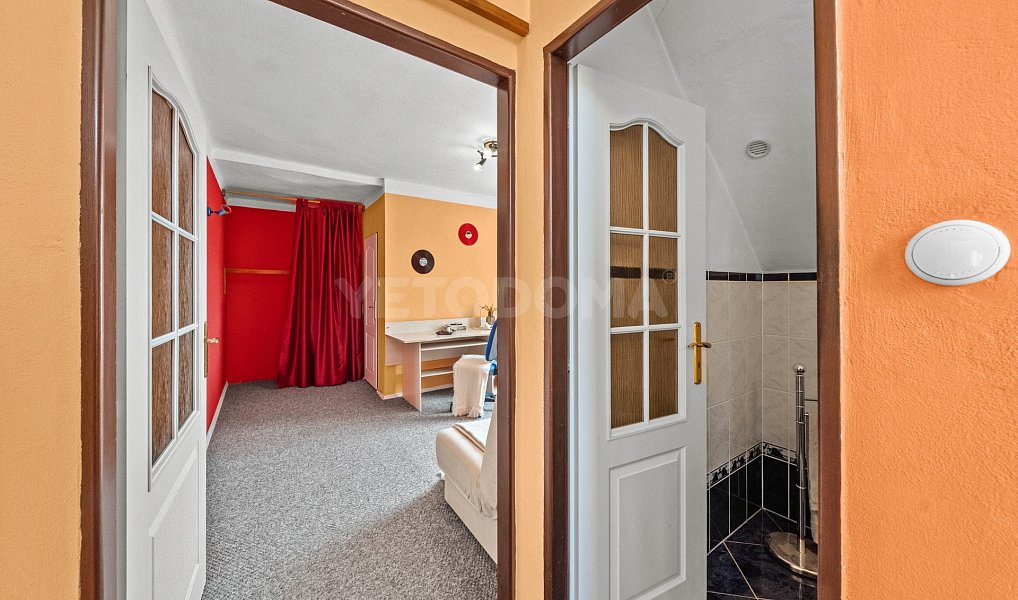 Prodej domu 176 m² s pozemkem 466 m², Plzeň – náhled fotky 16