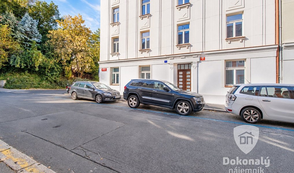 Pronájem bytu 2+kk 57 m², Praha – náhled fotky 21