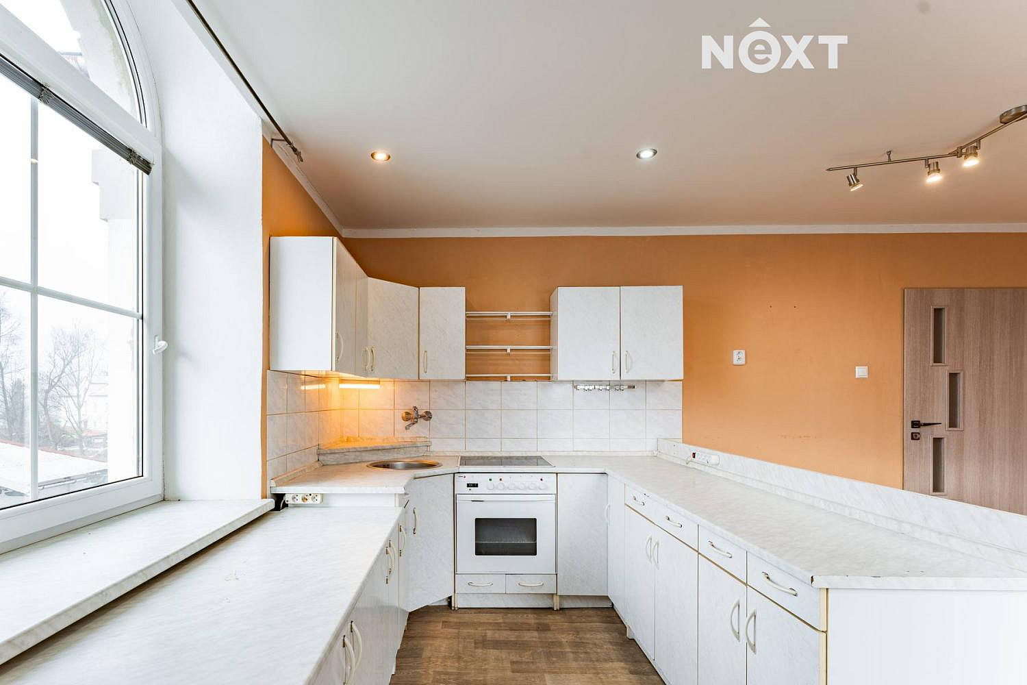 Prodej bytu 3+1 89 m² – pohled 2