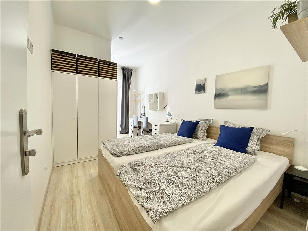 Pronájem bytu 1+kk 18 m² – pohled 5