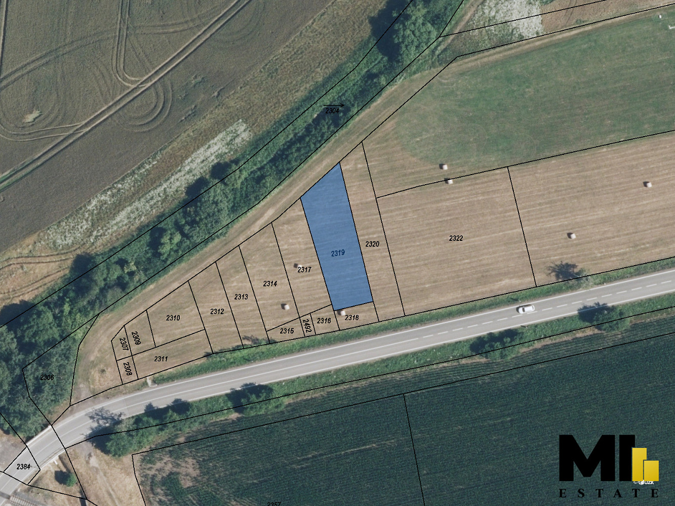 Prodej pole 498 m²