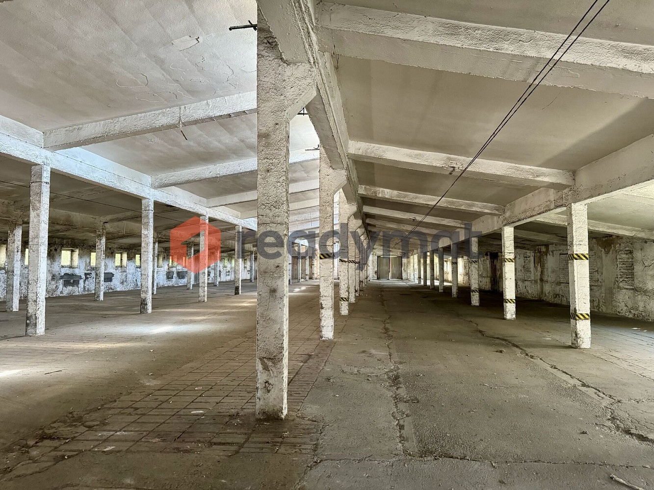 Pronájem skladovacích prostor 1 600 m²