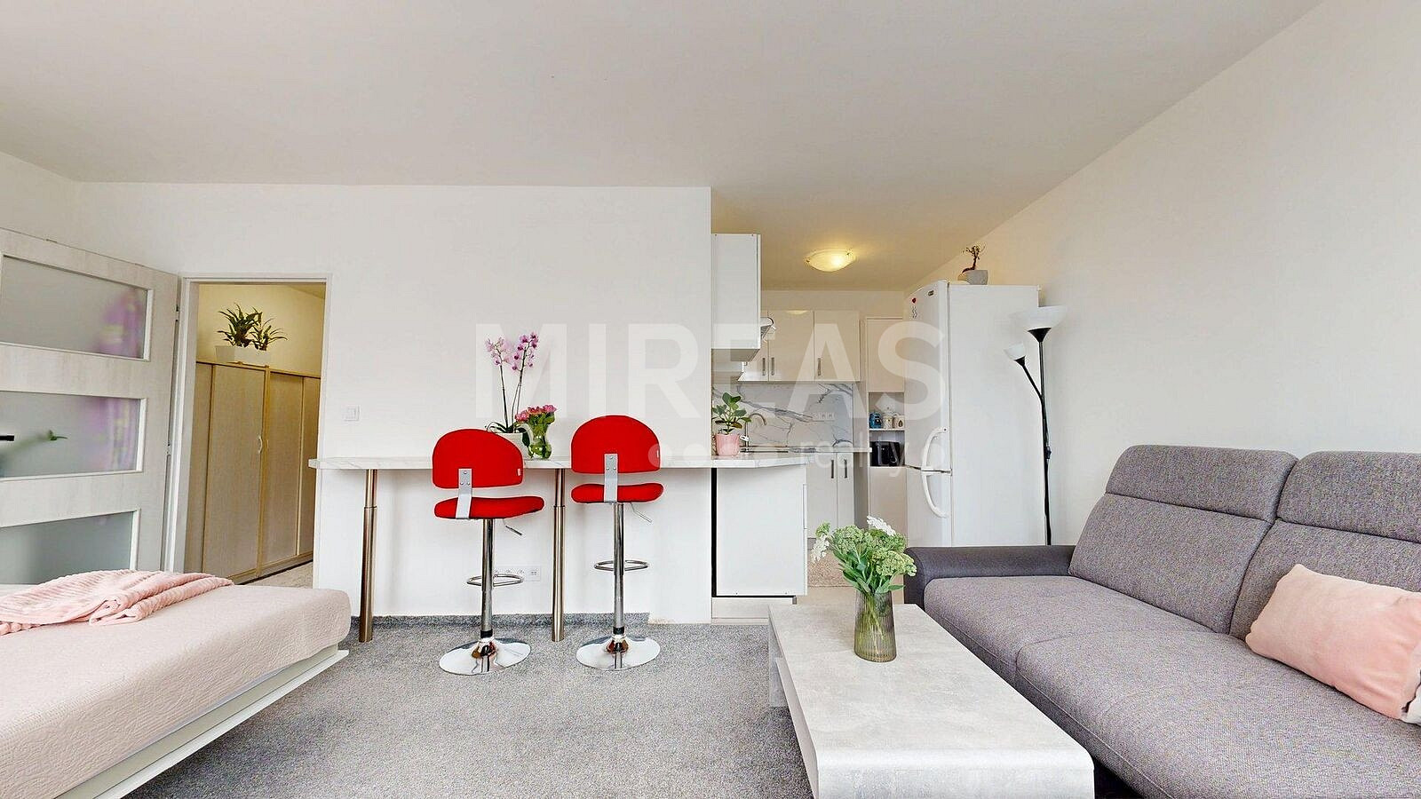 Prodej bytu 1+kk 35 m² – fotografie 2