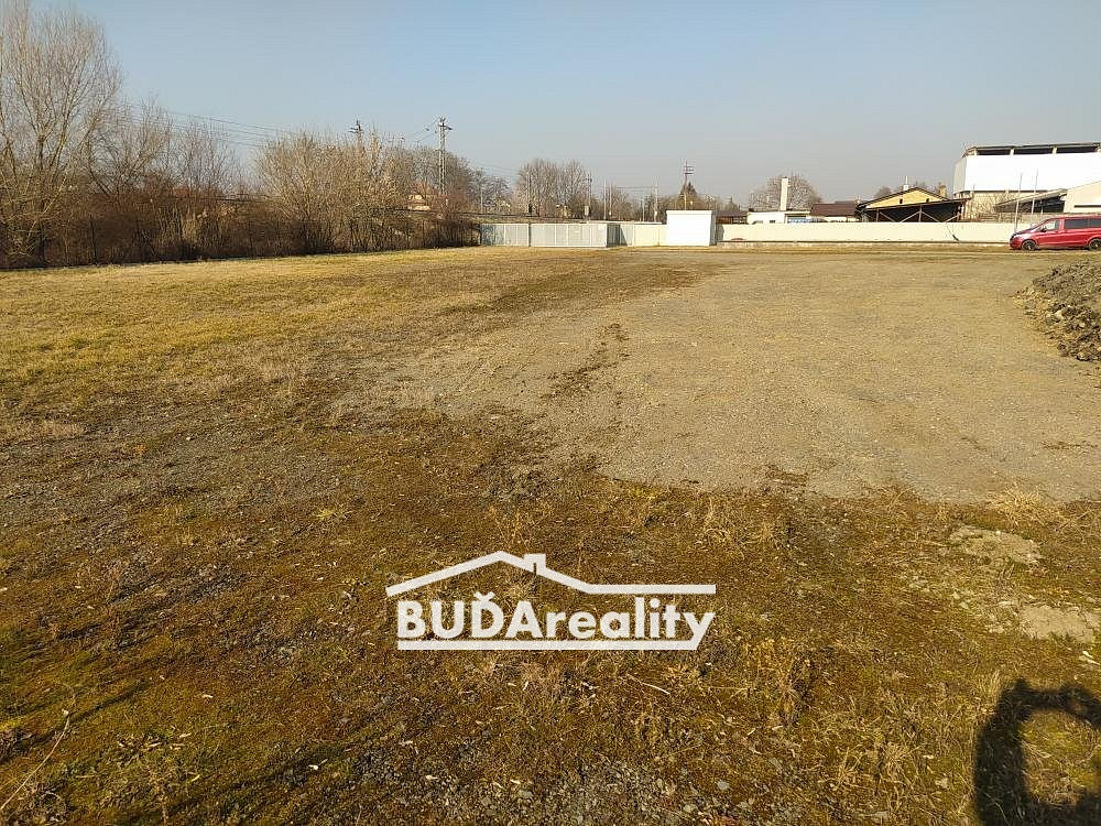 Pronájem komerčního pozemku 1 000 m² – fotografie 5