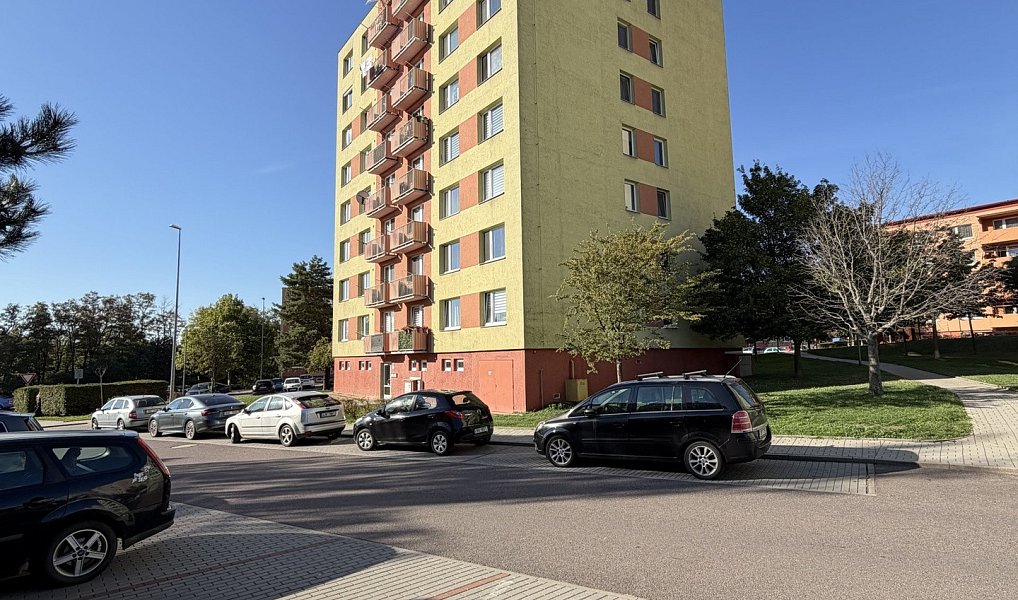 Prodej bytu 1+kk 28 m², Znojmo – náhled fotky 2