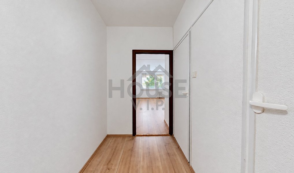 Prodej bytu 1+kk 29 m², Praha – náhled fotky 12