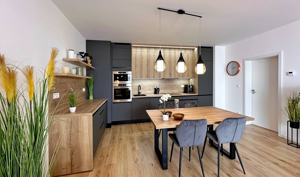 Prodej bytu 3+kk 84 m², České Budějovice – náhled fotky 32