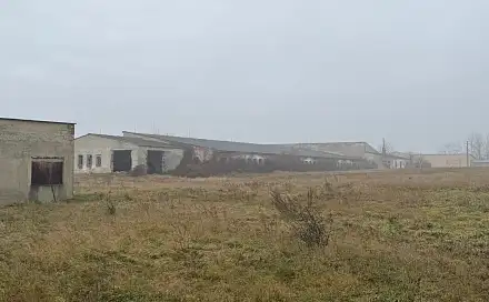 Id. 25/214 zemědělské stavby v k. ú. Horní Kounice, okres Znojmo, opakovaná dražba, Horní Kounice