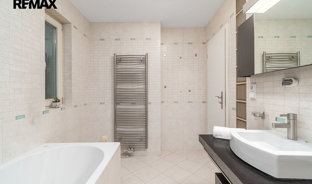 Prodej bytu 3+kk 107 m², Praha – náhled fotky 14