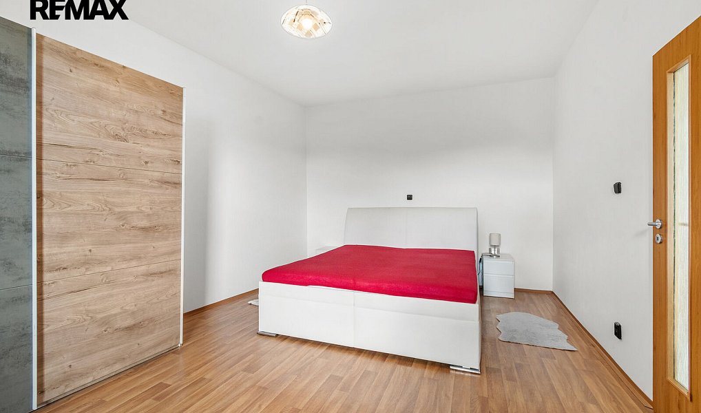 Prodej domu 335 m² s pozemkem 1 224 m², Přeštice – náhled fotky 16