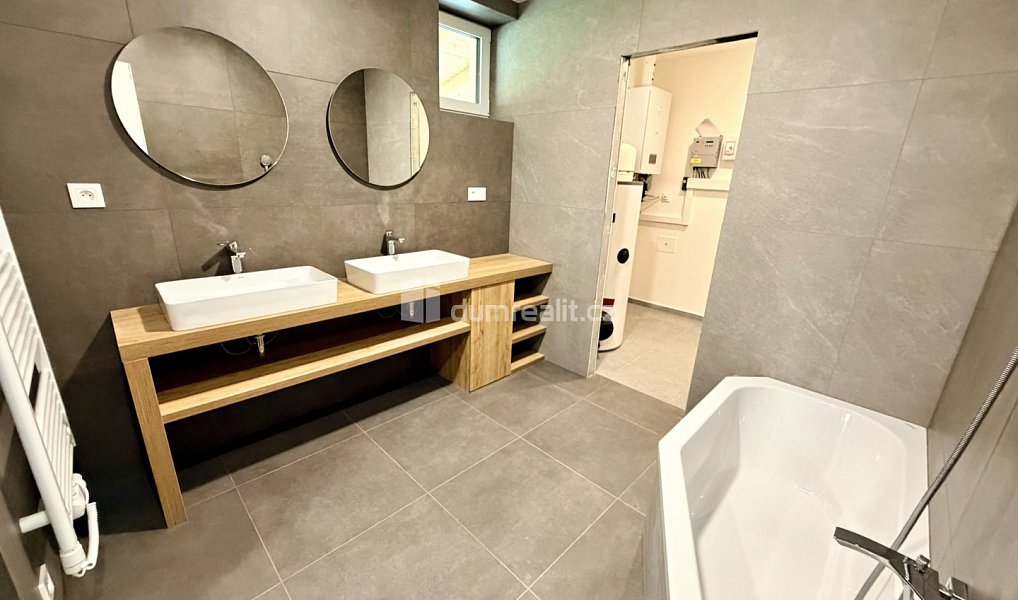 Prodej domu 250 m² s pozemkem 1 328 m², Tečovice – náhled fotky 21