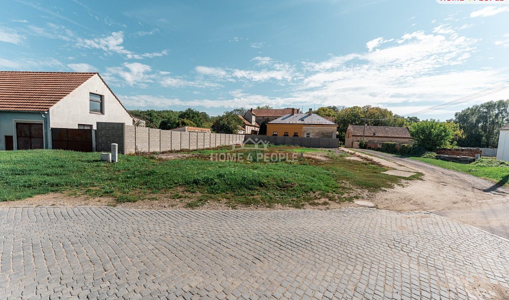 Prodej stavebního pozemku 437 m², Drnholec – náhled fotky 4