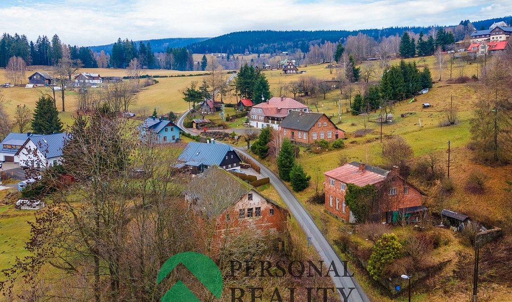 Prodej ubytovacího objektu 251 m², Benecko – náhled fotky 2