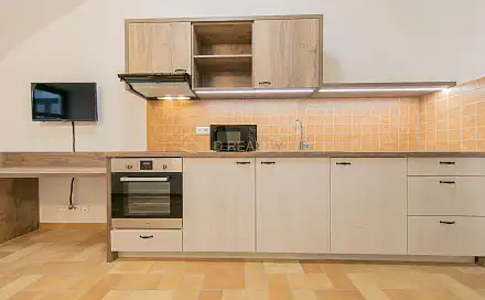 Pronájem bytu 1+1 31 m²