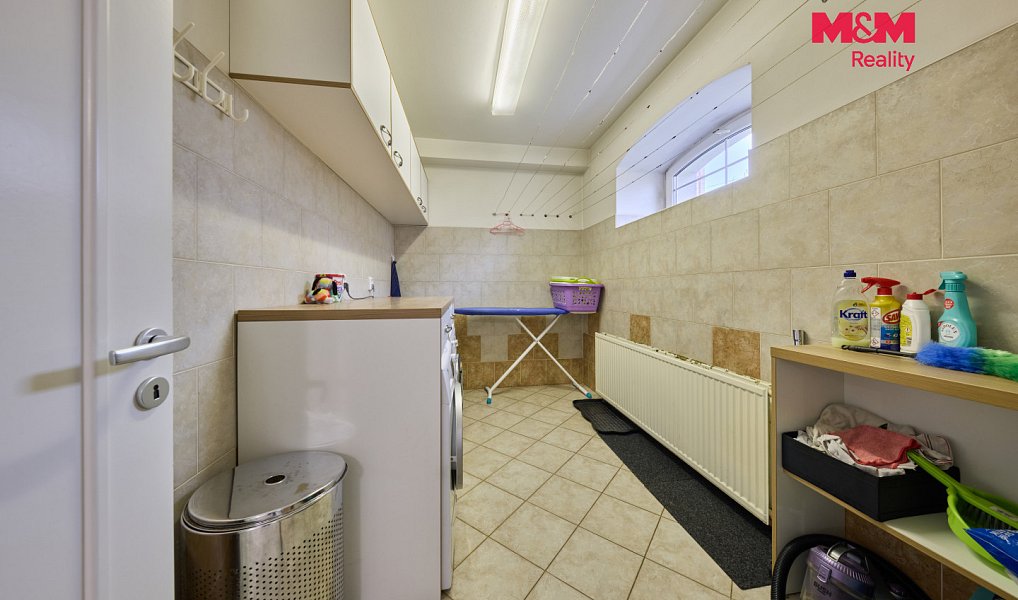 Pronájem domu 185 m² s pozemkem 1 755 m², Trutnov – náhled fotky 17