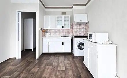 Pronájem bytu 1+kk 27 m², Žerotínova, Děčín - Děčín III-Staré Město