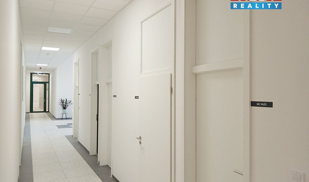 Prodej obchodních prostor 80 m², Opava – náhled fotky 25