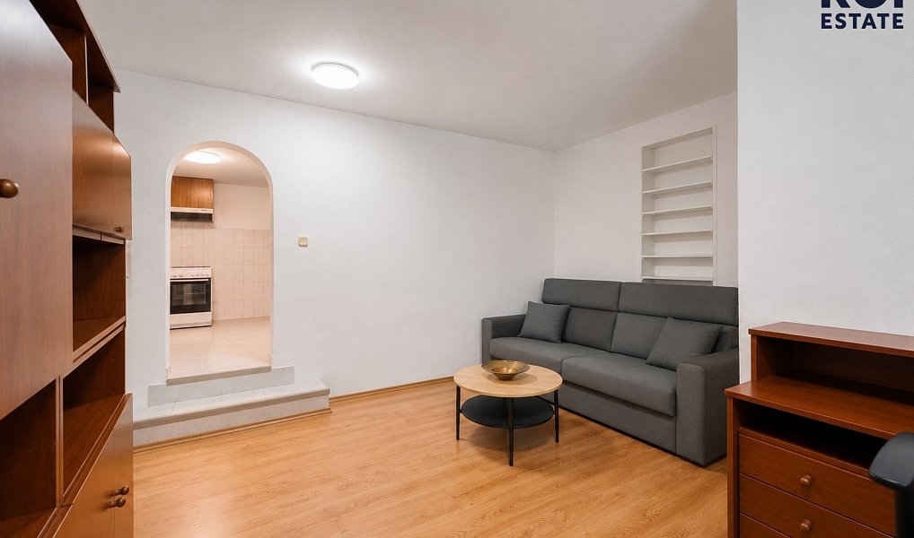 Prodej domu 194 m² s pozemkem 1 083 m², Omice – náhled fotky 37