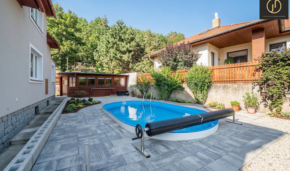 Prodej domu 167 m² s pozemkem 839 m², Nový Knín – náhled fotky 3