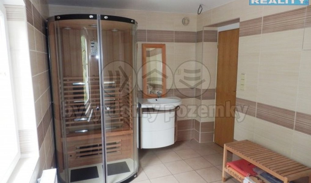 Prodej obchodních prostor 1 146 m², Kraslice – náhled fotky 21