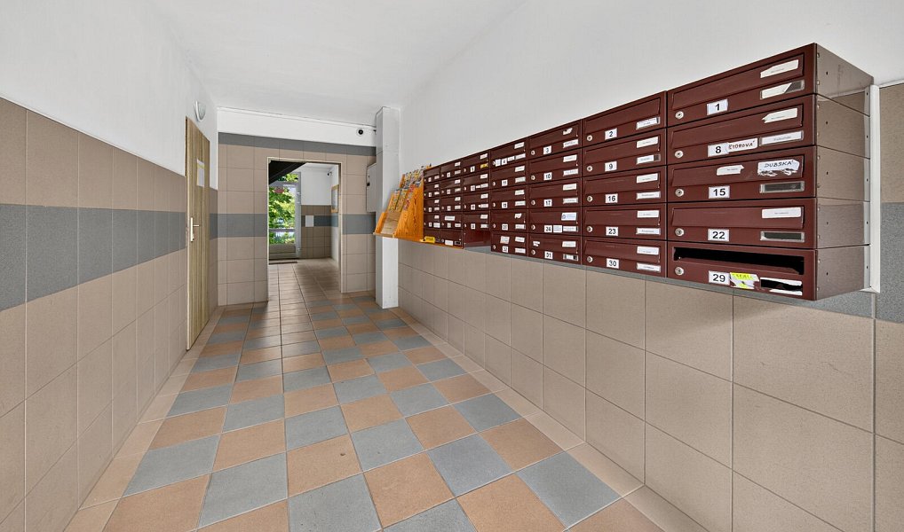 Prodej bytu 1+kk 41 m², Praha – náhled fotky 23