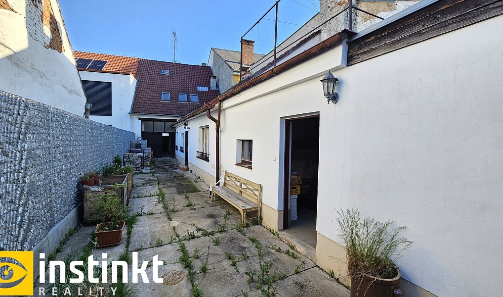 Prodej domu 176 m² s pozemkem 560 m², Švihov – náhled fotky 28