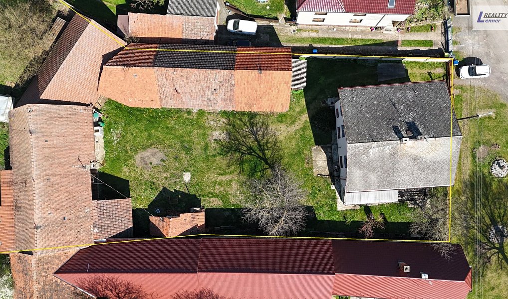 Prodej domu 300 m² s pozemkem 2 907 m², Hostomice – náhled fotky 5