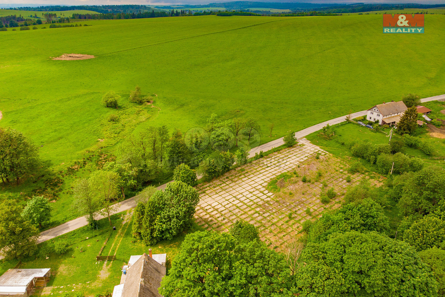 Prodej stavebního pozemku 800 m² — photo 3