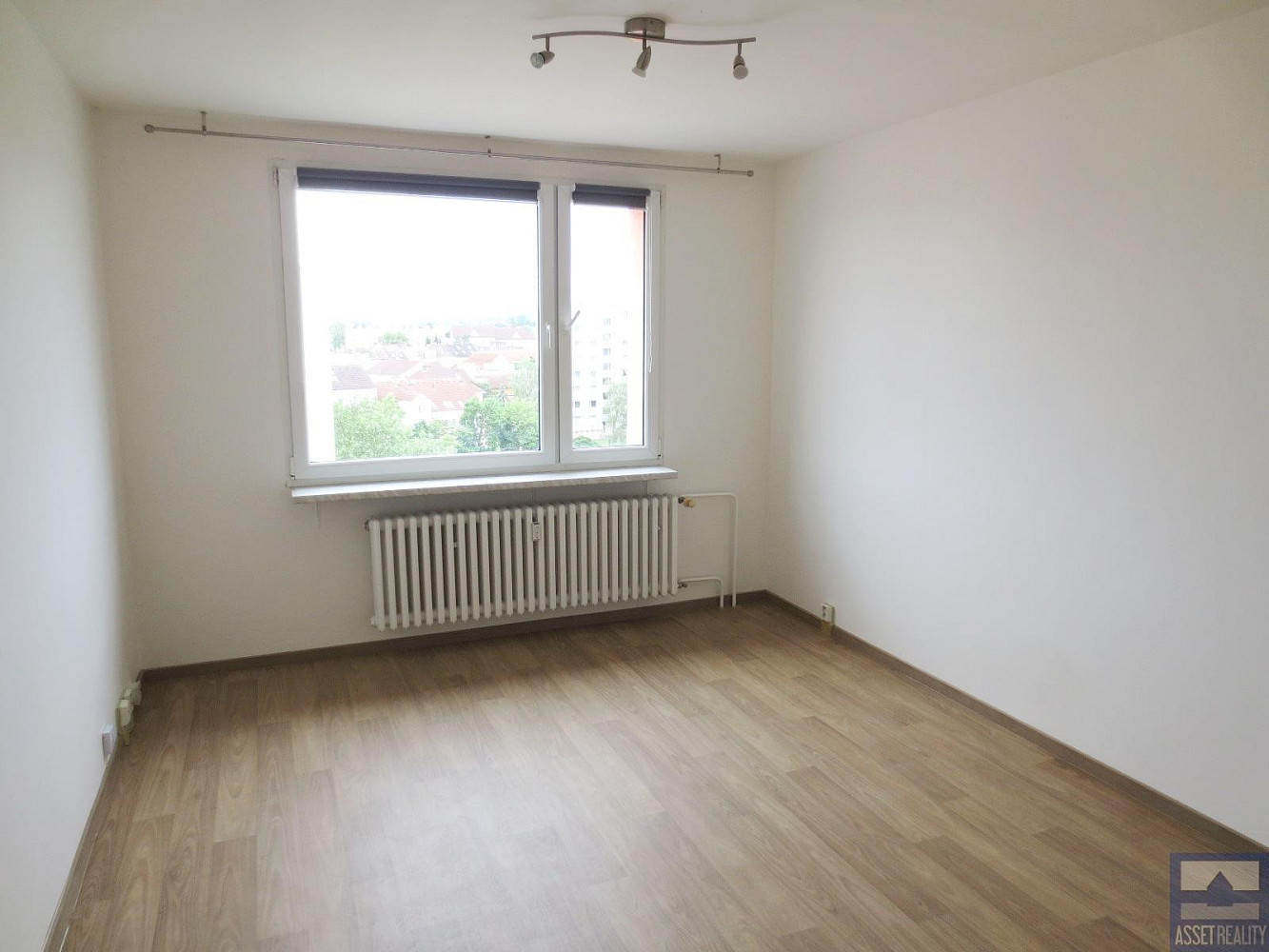 Pronájem bytu 1+1 36 m² — photo 2