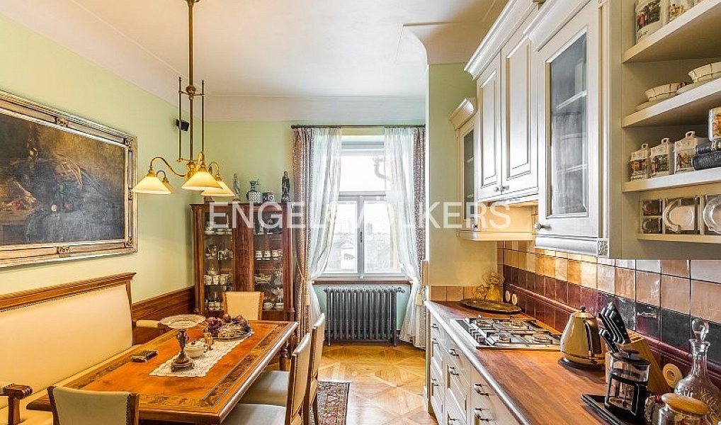 Pronájem bytu 3+1 110 m², Praha – náhled fotky 2