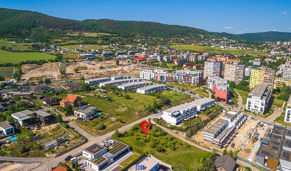 Prodej stavebního pozemku 1 054 m², Beroun – náhled fotky 6