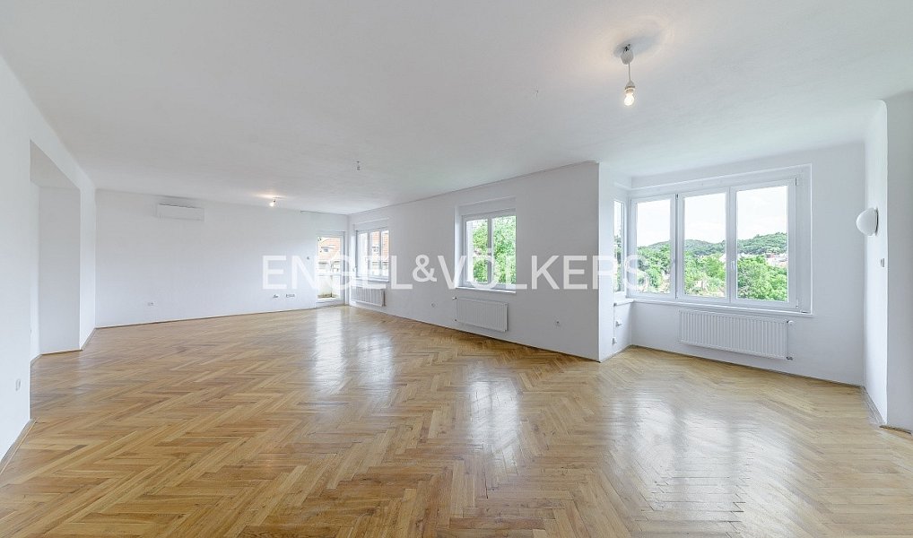 Pronájem bytu 4+1, 150 m², Smíchov - Praha 5, Praha