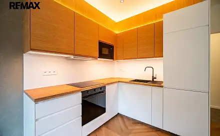 Pronájem bytu 2+kk 39 m²