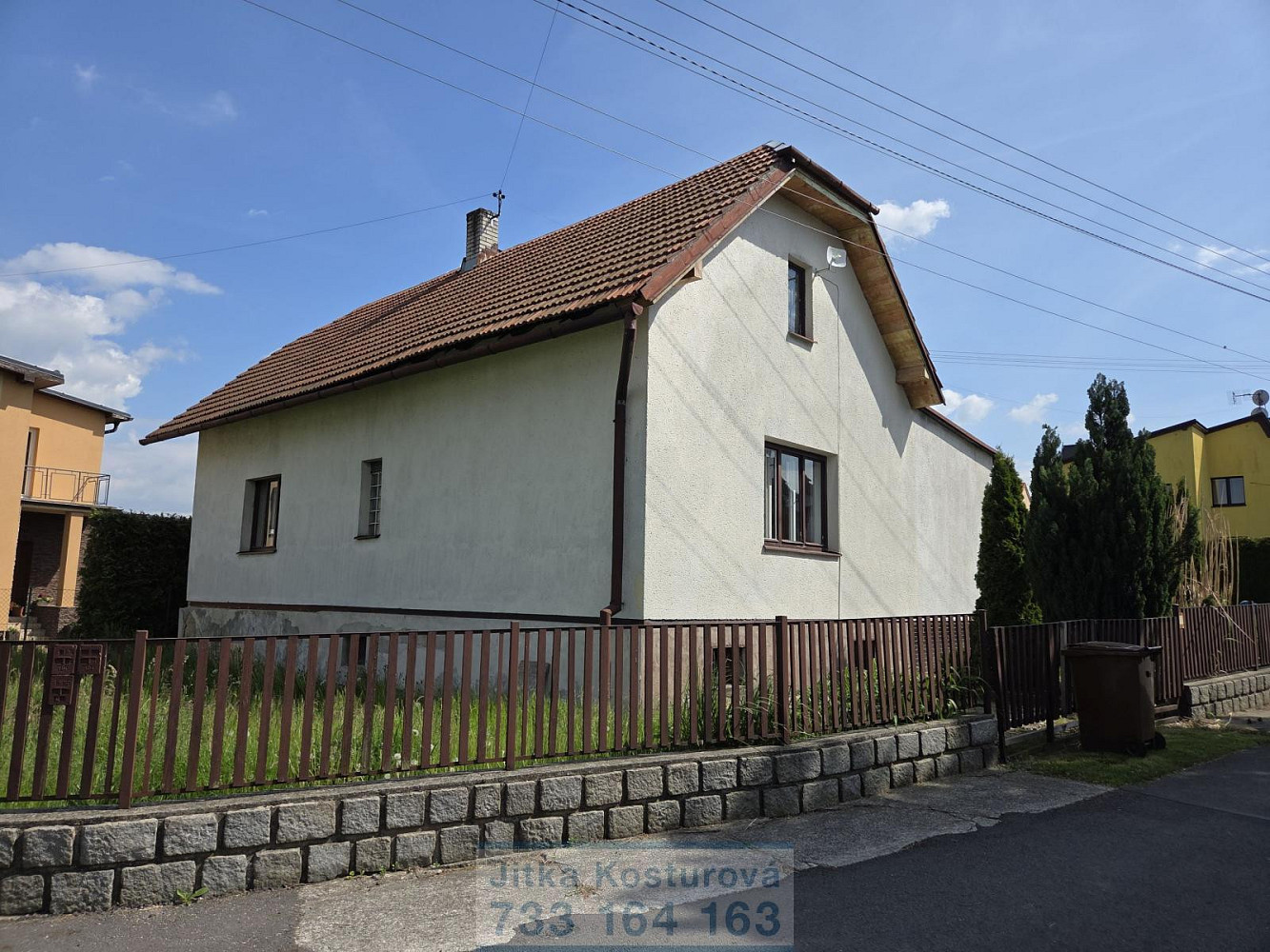 Prodej domu 220 m² s pozemkem 790 m² – fotografie 2