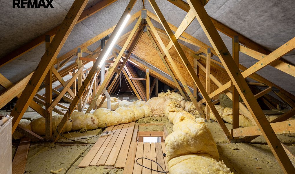 Prodej domu 199 m² s pozemkem 524 m², Hovorčovice – náhled fotky 29