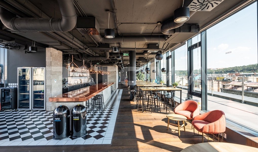 Pronájem kanceláře 876 m², Praha – náhled fotky 4