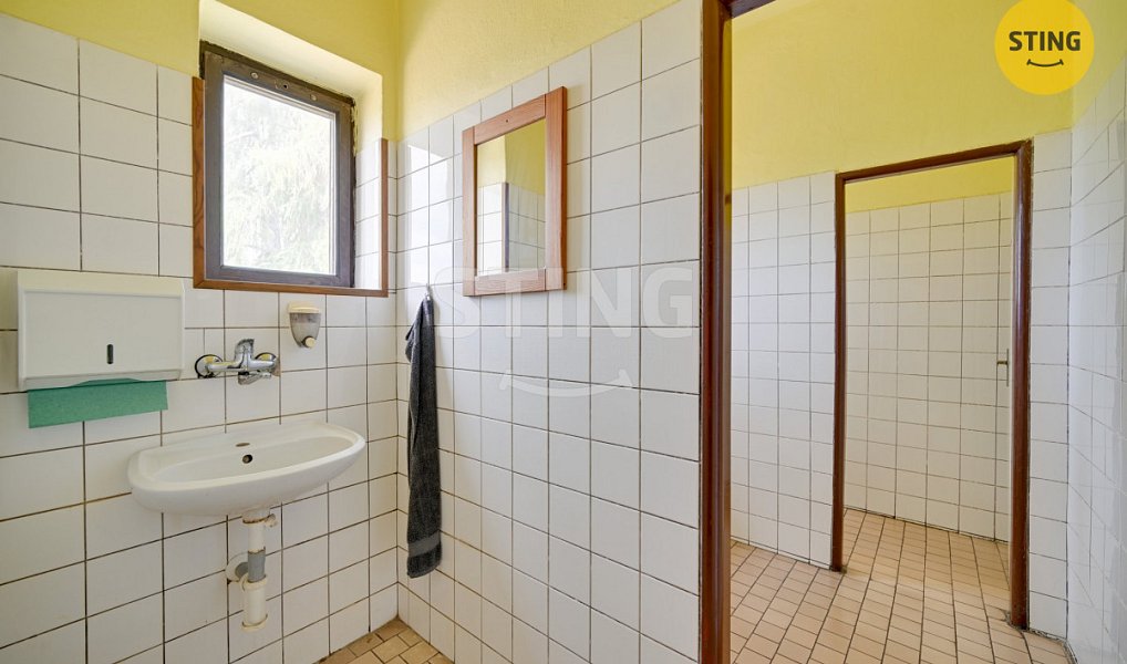 Prodej domu 360 m² s pozemkem 3 443 m², Strážnice – náhled fotky 14