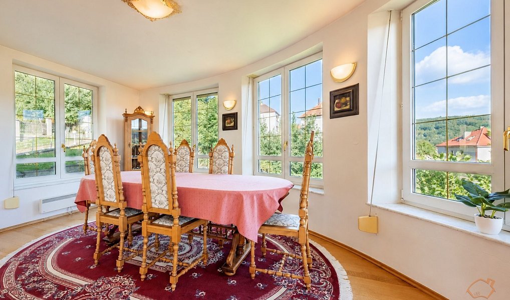 Prodej domu 470 m² s pozemkem 929 m², Luhačovice – náhled fotky 3