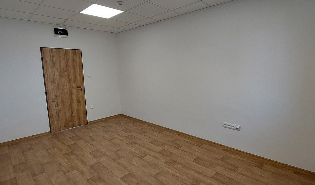 Pronájem kanceláře 15 m², Valašské Meziříčí – náhled fotky 10