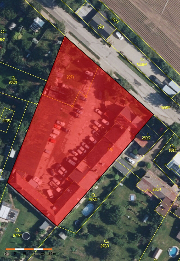 Prodej výrobních prostor 3 949 m²