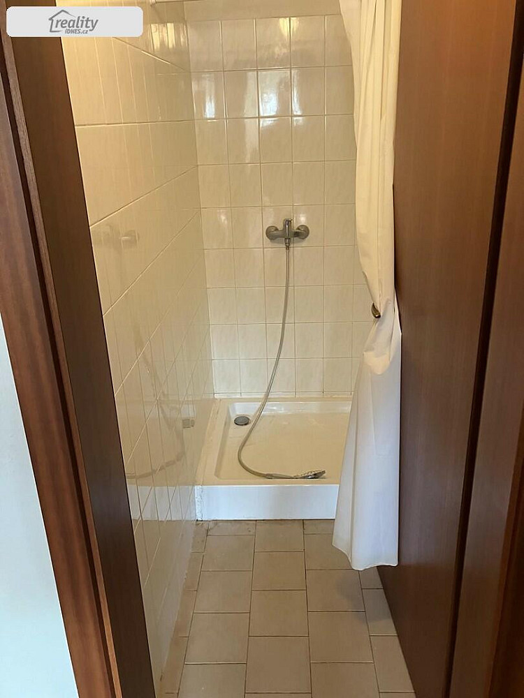 Pronájem kanceláře 117 m² — photo 4