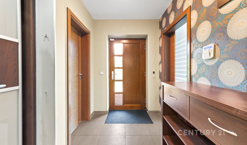 Pronájem domu 210 m² s pozemkem 1 586 m², Mukařov – náhled fotky 17