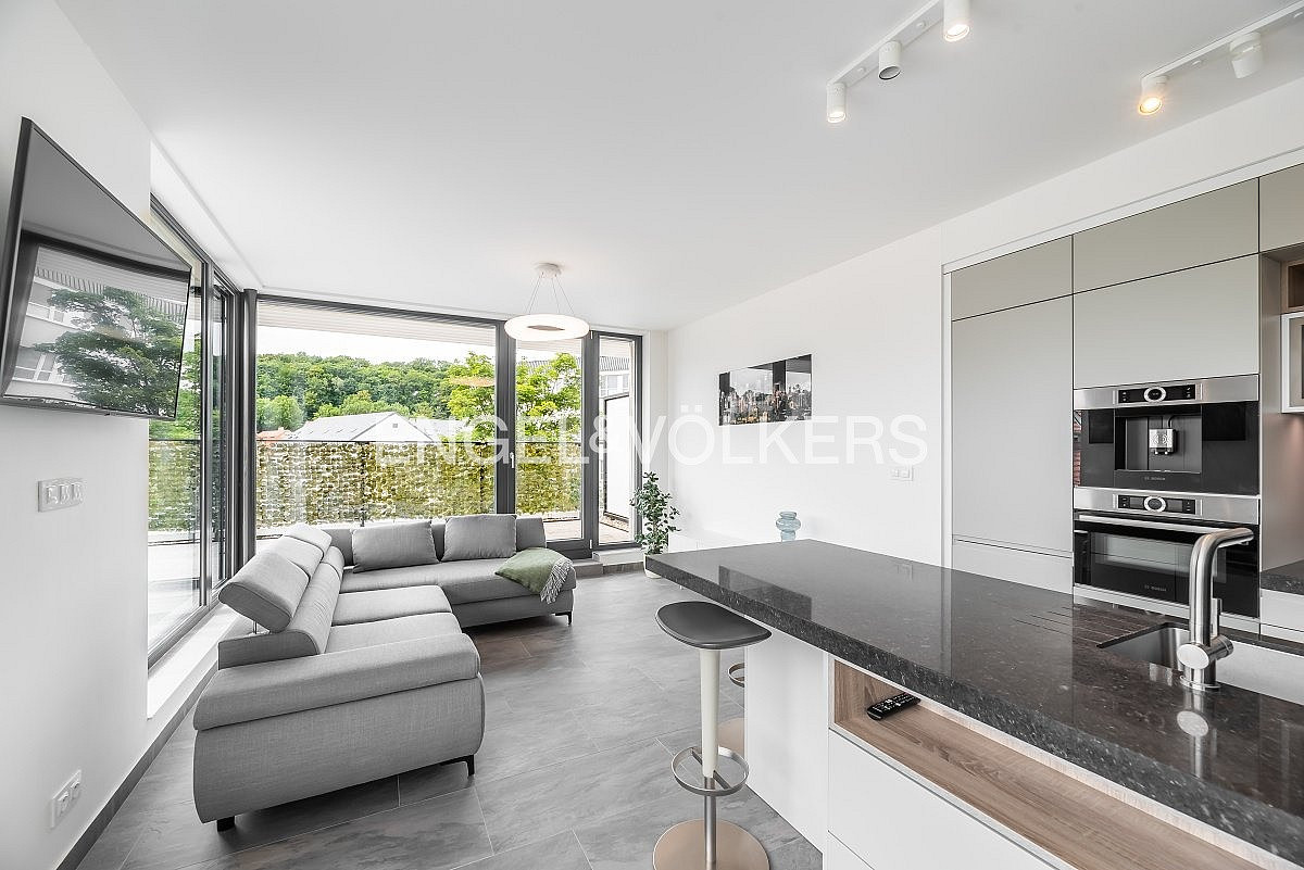 Pronájem bytu 2+kk 70 m²
